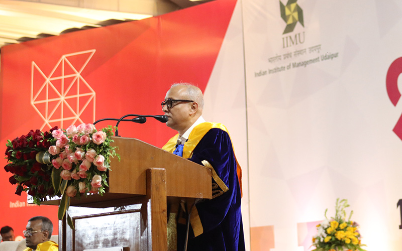 IIM Udaipur awards MBA Degrees to 398 students at its 11th Annual Convocation