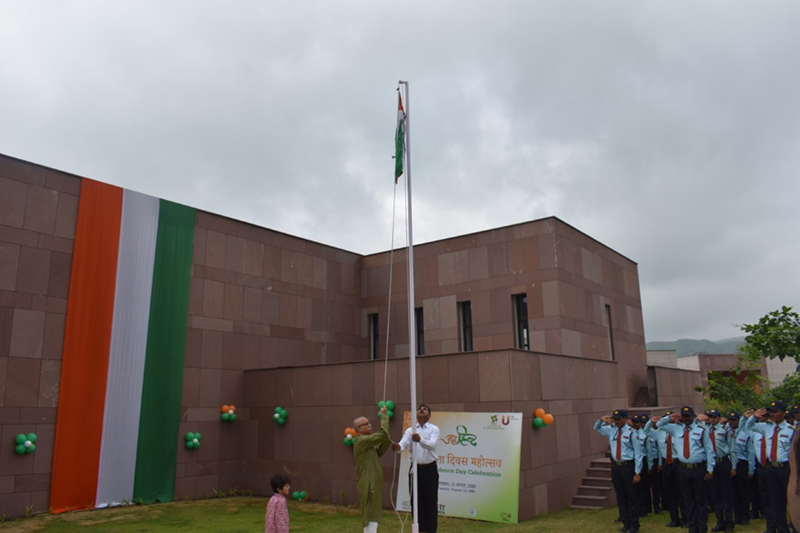 IIM Udaipur Celebrates India's 77th Independence Day with Enthusiasm and Fervor