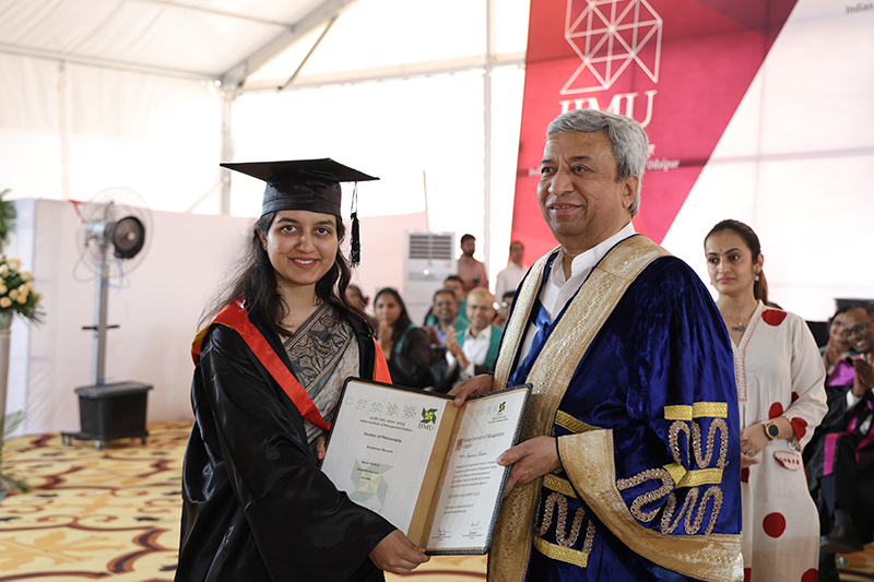 IIM Udaipur awards MBA Degrees to 429 students at its 12th Annual Convocation