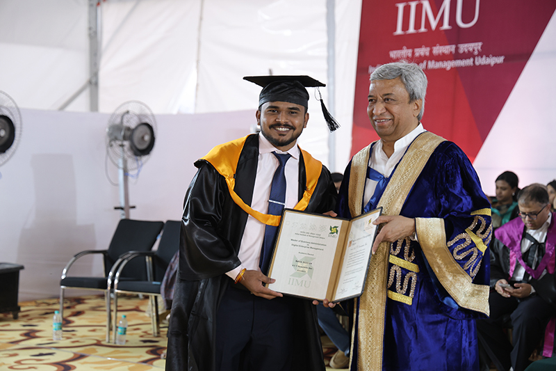 IIM Udaipur awards MBA Degrees to 429 students at its 12th Annual Convocation