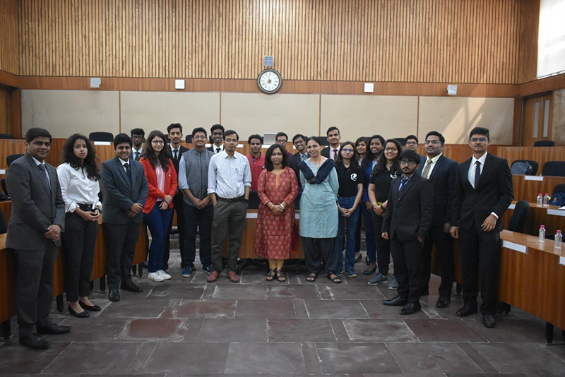 Vaad Vivad Debate Competition